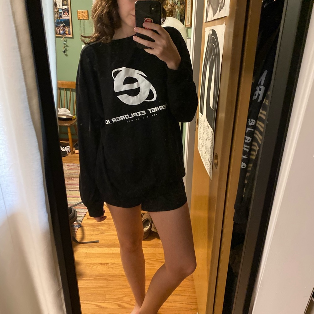 Internet Explorer crewneck